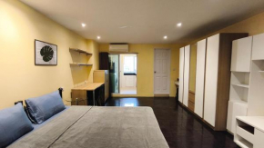 43 sqm 1 bedroom with 2 King beds for 4 pax